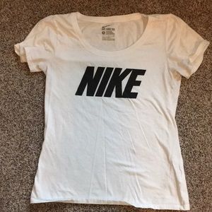 Nike T-shirt